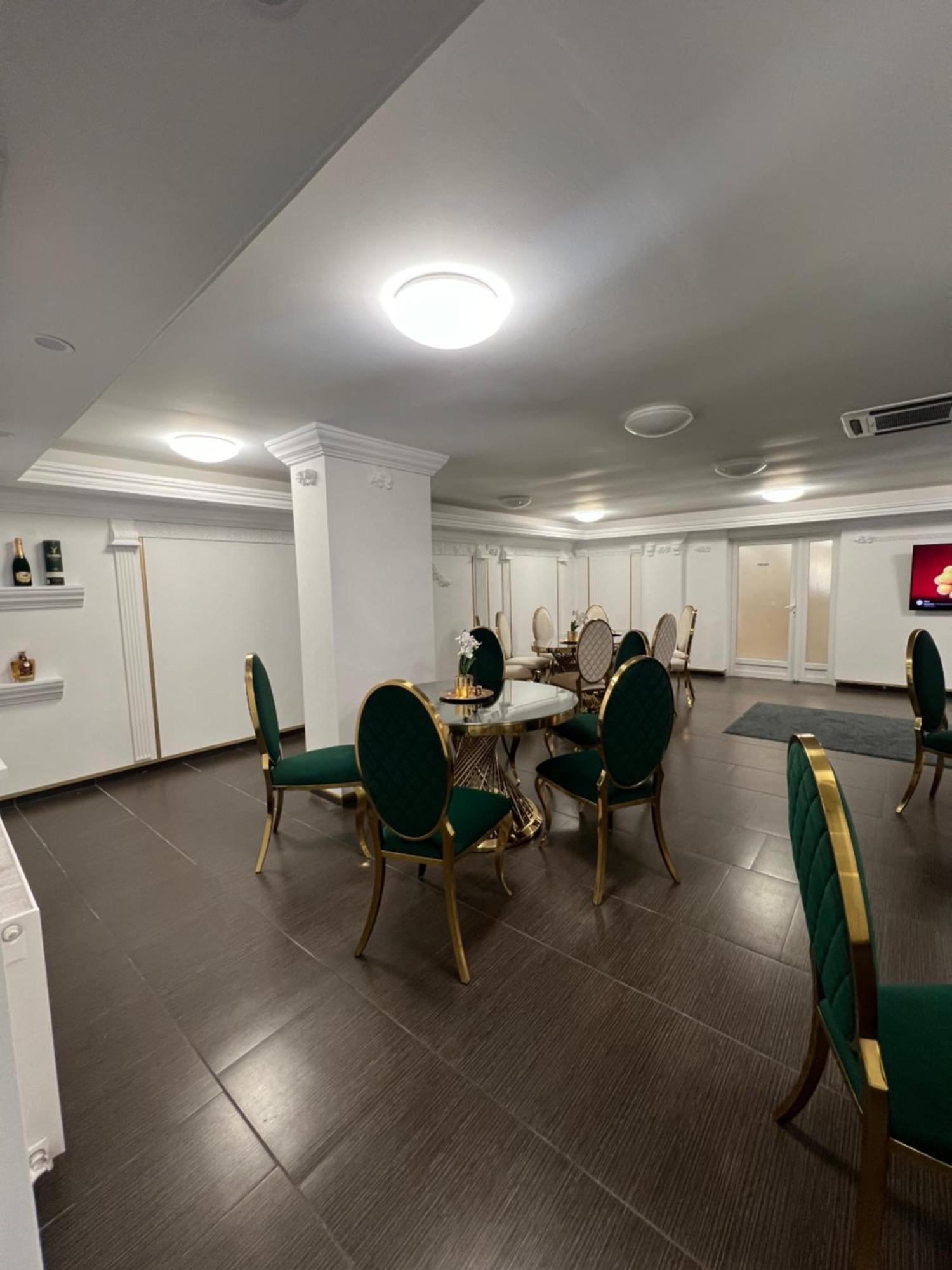 Hotel Vandia Temeşvar Dış mekan fotoğraf
