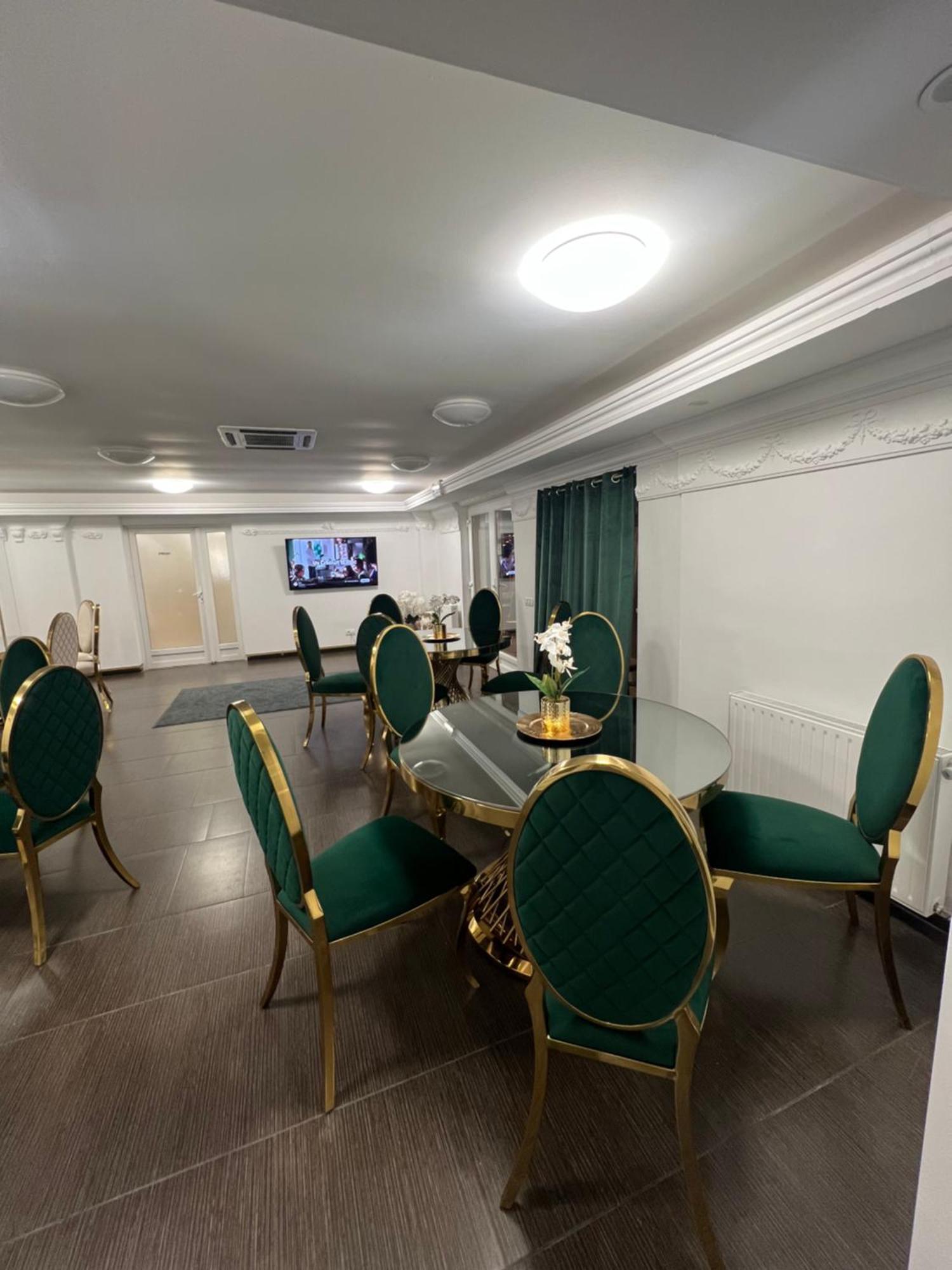 Hotel Vandia Temeşvar Dış mekan fotoğraf