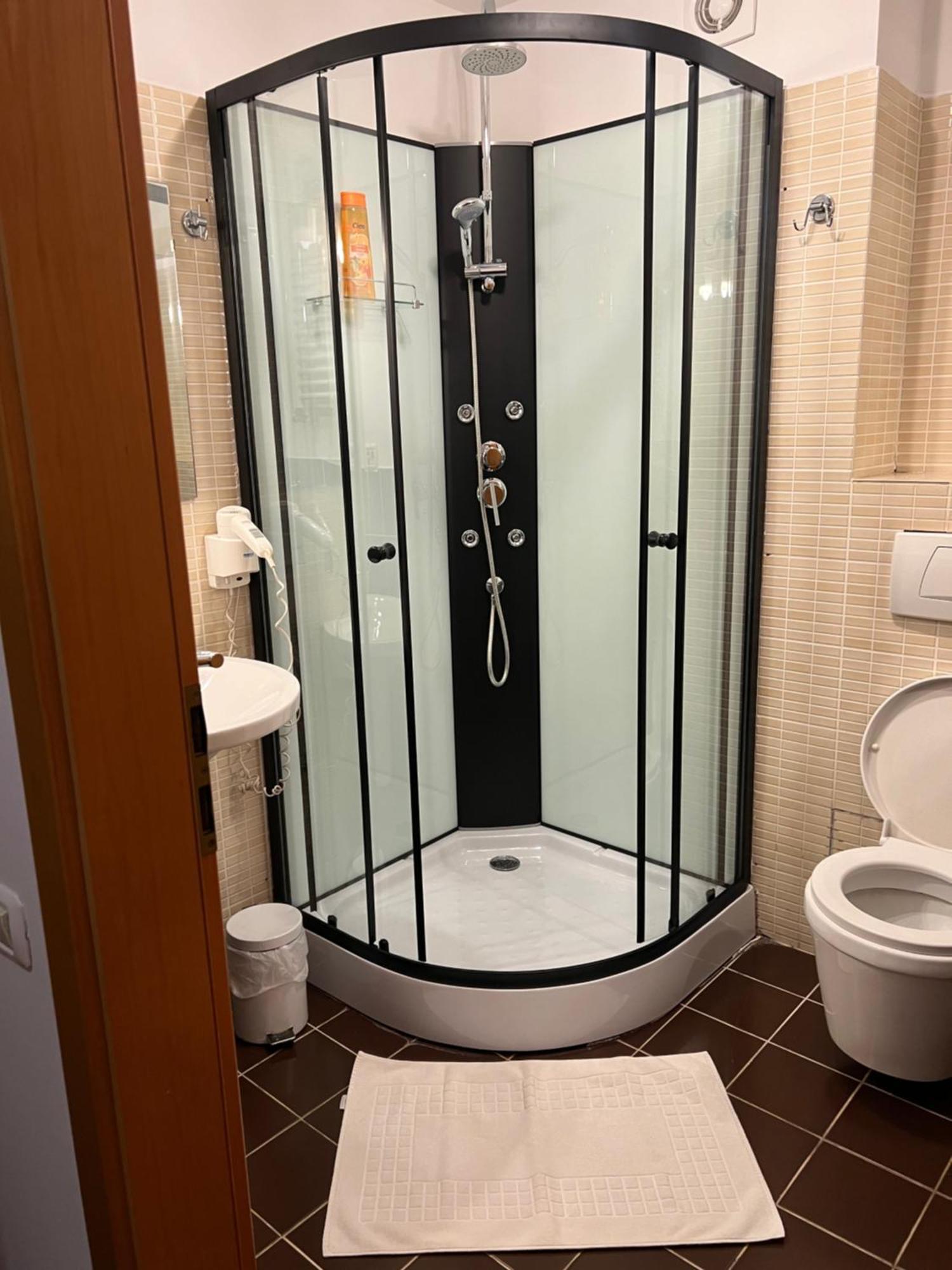 Hotel Vandia Temeşvar Dış mekan fotoğraf